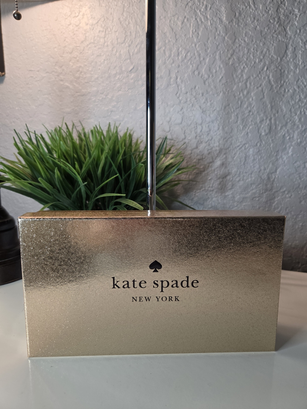 Kate Spade Gold Glitter Zip-Around Wallet With Box - Picture 6 of 8